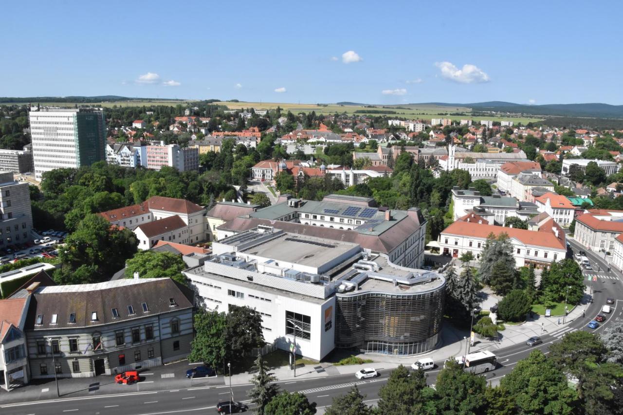 Panorama View Family Apartment Veszprém Exterior foto